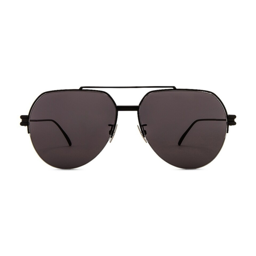 FLAW Bottega Veneta Metal Double Bridge Pilot in Shiny Black & Grey